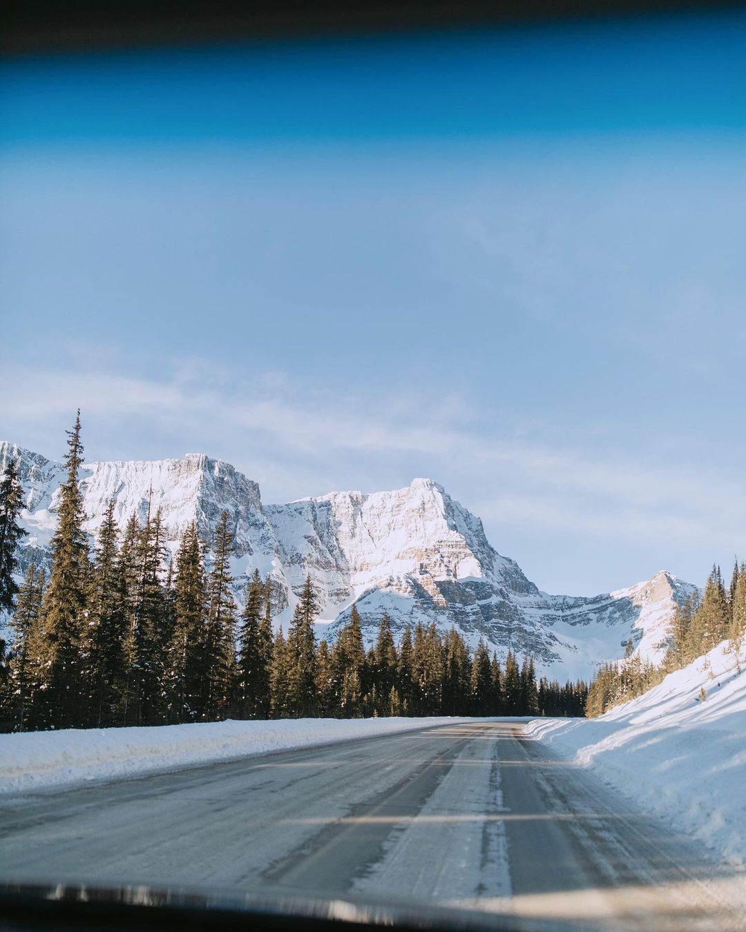 Icefields Parkway, Canada: 144 miles, 781 pictures per mile This 144-mile stretch connects Lake Louise with Jasper, Alberta. While its endpoints are stunning, there are plenty of other gorgeous stops on the route, including glaciers, waterfalls, and more.
